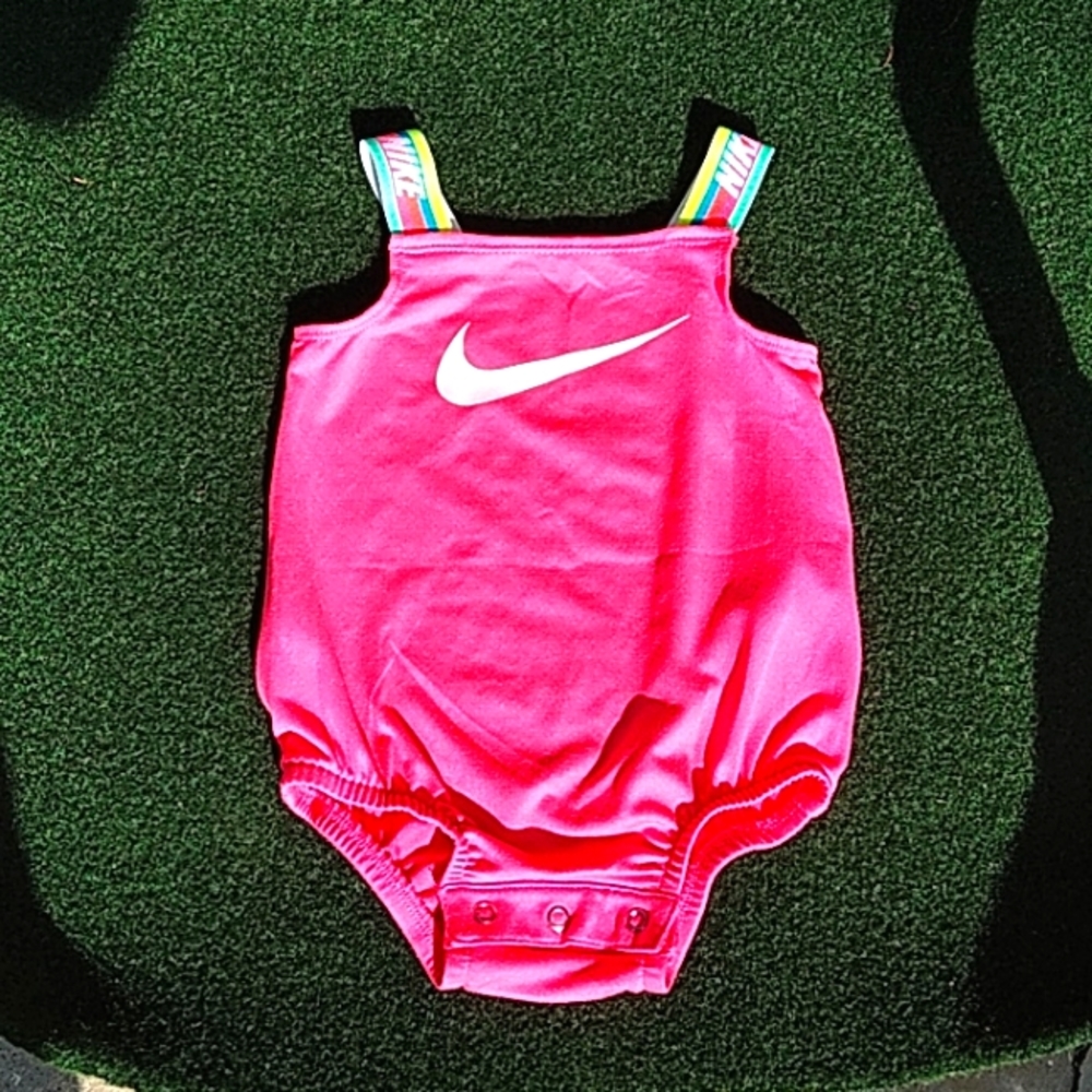 Nike Infant One Piece Bathing Suit Size 6M